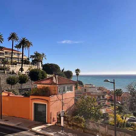 Apartment Elegant With Sea View And *
